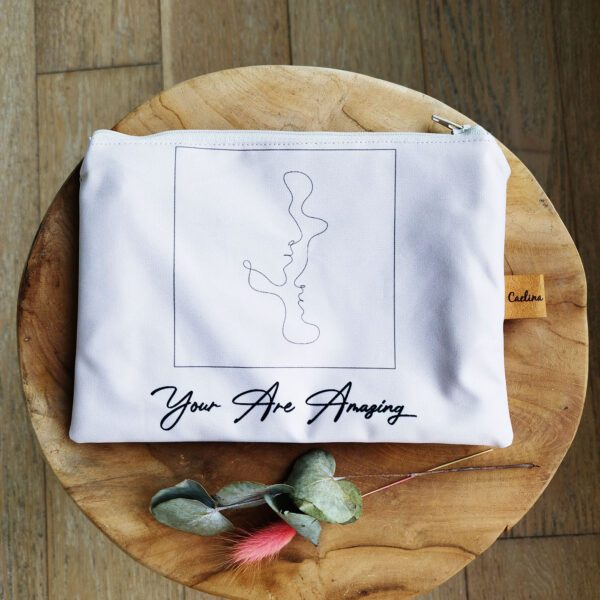 Pochette "Maya"